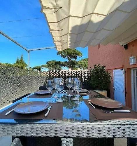 Studio Climatise, Terrasse, Parking Prive, 50M De La Plage